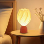 3D-Printad LED Bordslampa med Blomdesign och E27-sockel – 16,5 x 16,5 x 28 cm