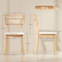 Matstol med Rottingrygg och Vadderad Sits – 46,5 x 53 x 85 cm