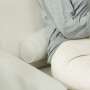 Soffa 2-sits i Krämvit Sammet – Hög Komfort & Elegant Design